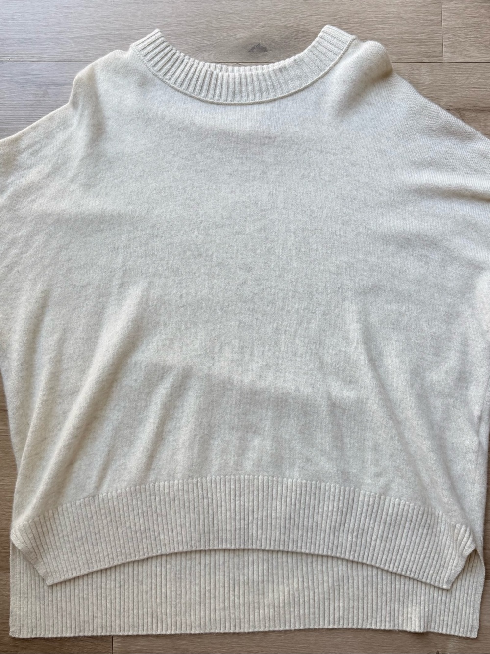 Abercrombie & Fitch 100% Cashmere Sweater Women’s XL Ivory relaxed boxy Hi Low - Picture 6 of 8